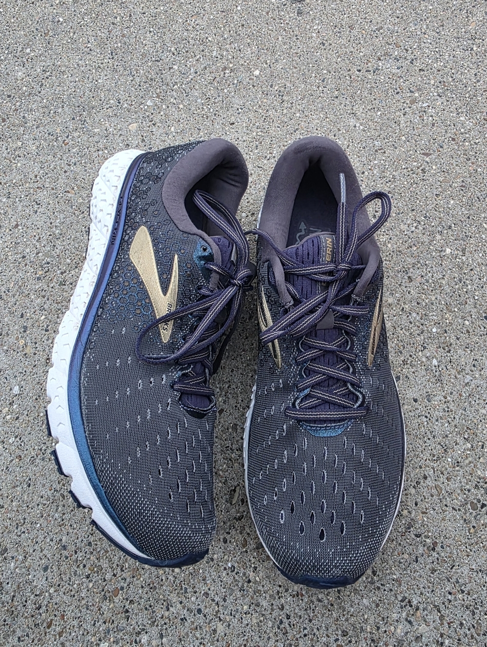 Brooks Glycerin 17 Sneaker Men Size 10.5